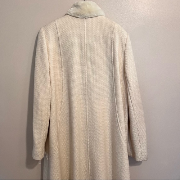 Vintage faux fur trim wool cream coat - Picture 3 of 6